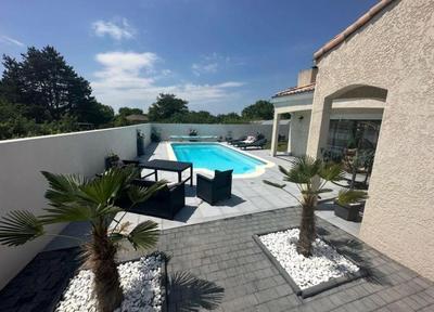 Maison - 167 m² - 7 pièces