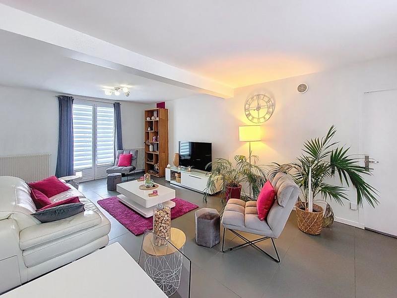 Maison - 122 m² - 4 pièces