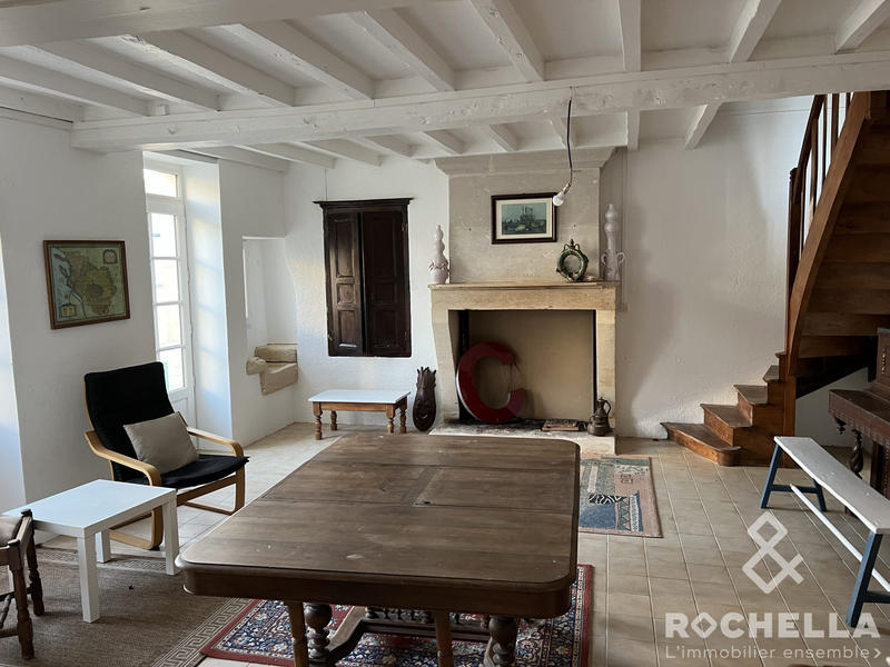 Maison ancienne - 380 m² - 9 pièces