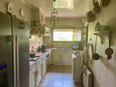 Maison - 180 m² - 4 pièces