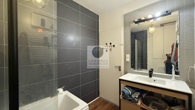 Appartement - 82 m² - 3 pièces