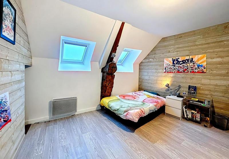 Maison en pierre - 172 m² - 7 pièces