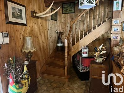 Maison - 246 m² - 7 pièces