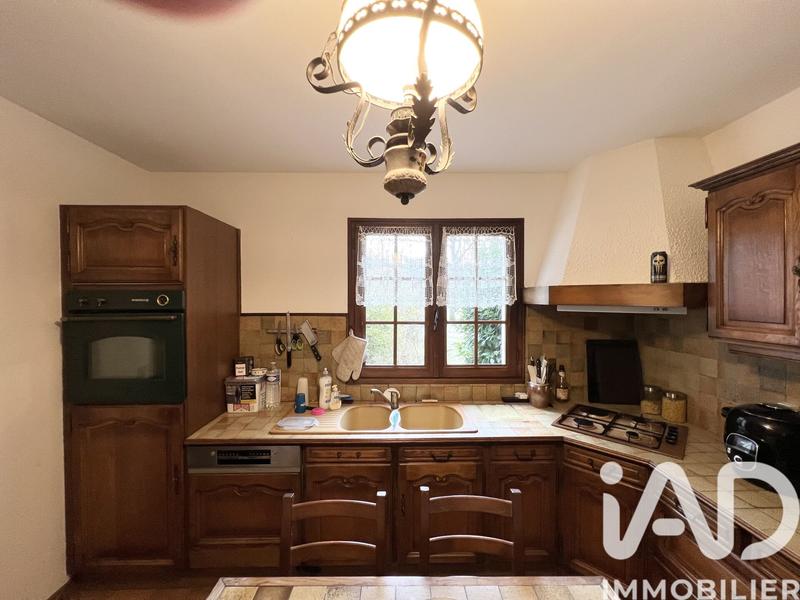 Maison - 140 m² - 5 pièces