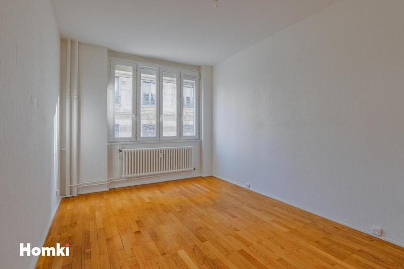 Appartement - 75 m² - 3 pièces