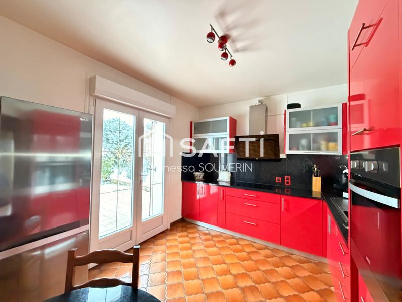 Maison - 127 m² - 5 pièces