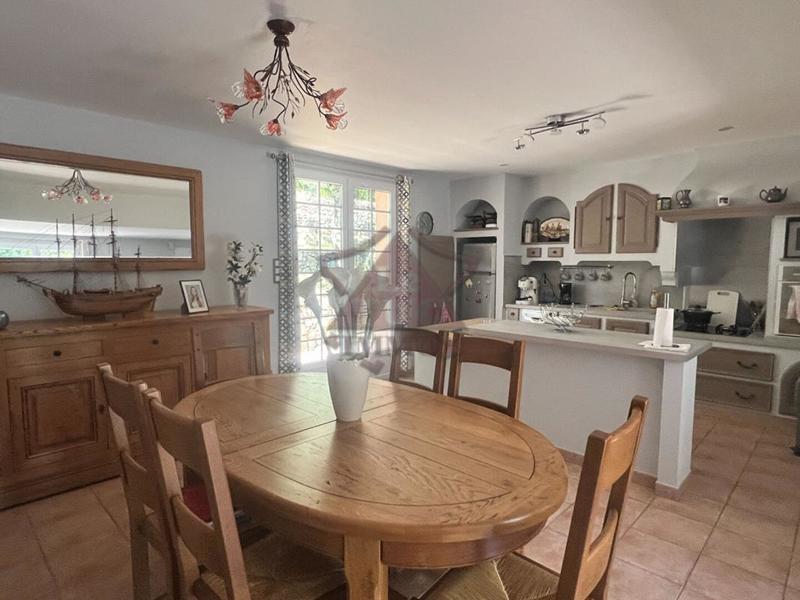 Maison - 101 m² - 4 pièces