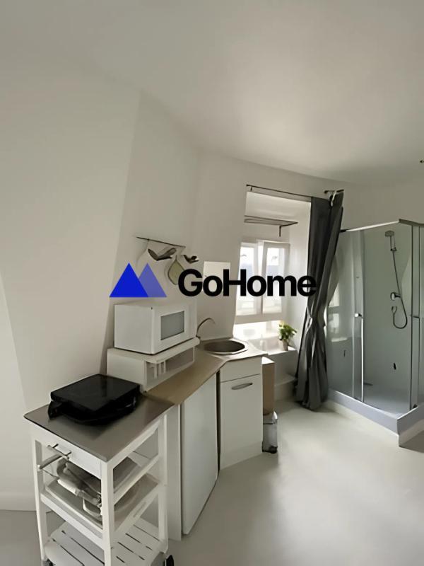 Studio - 15 m² - 1 pièce