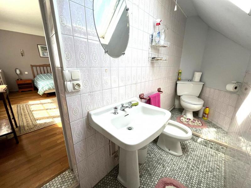 Maison - 118 m² - 8 pièces