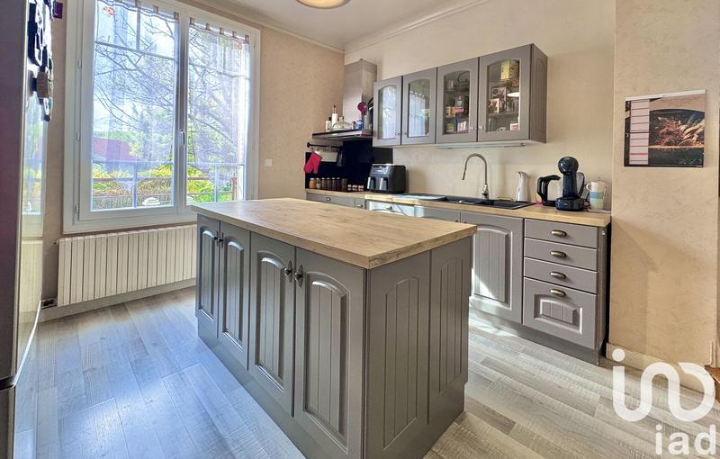 Maison - 171 m² - 6 pièces