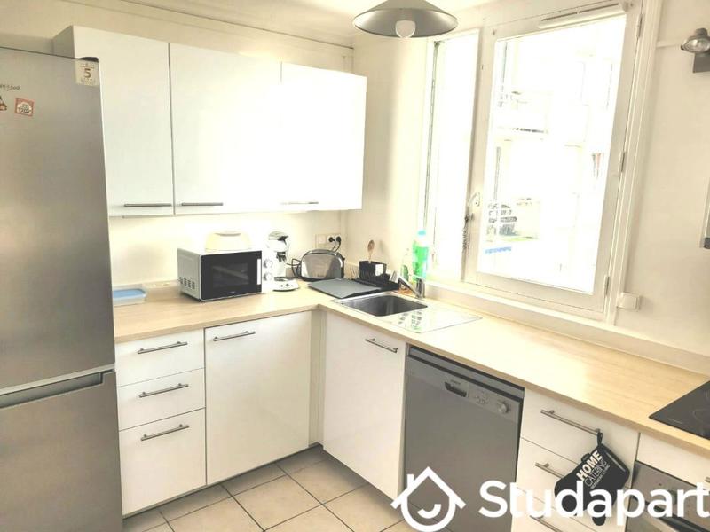 Chambre - 11 m² - 1 pièce