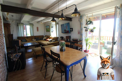 Maison - 236 m² - 10 pièces