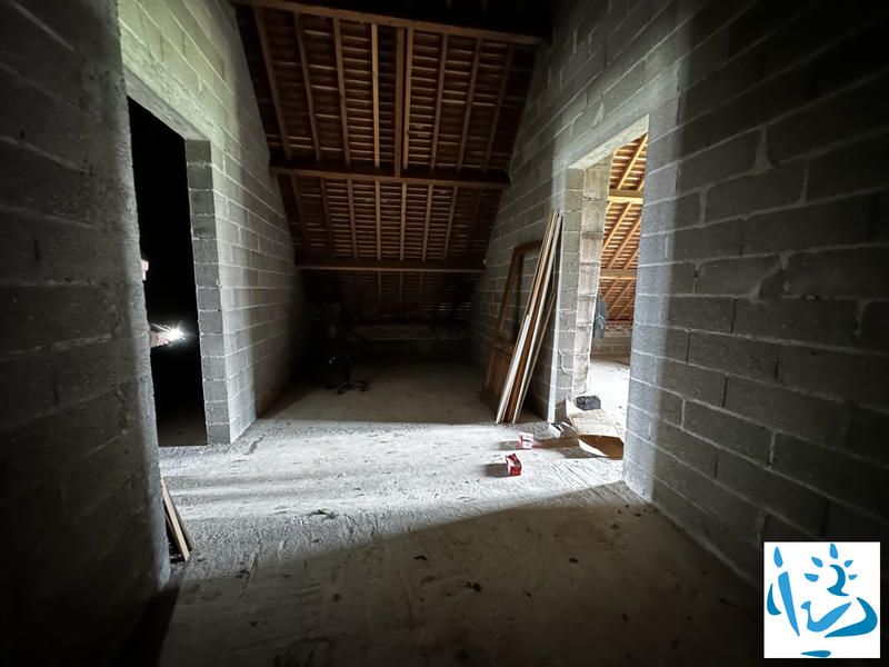 Maison - 140 m² - 4 pièces