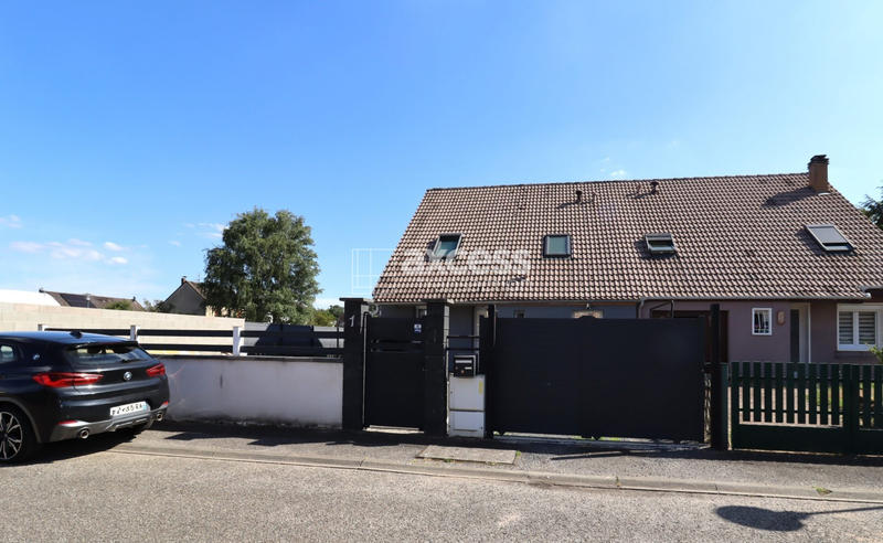 Maison - 105 m² - 5 pièces