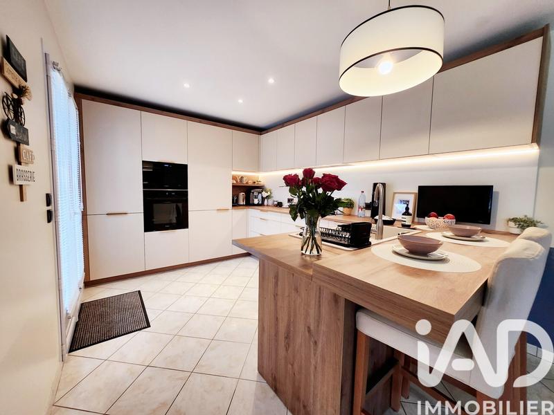 Maison - 156 m² - 8 pièces