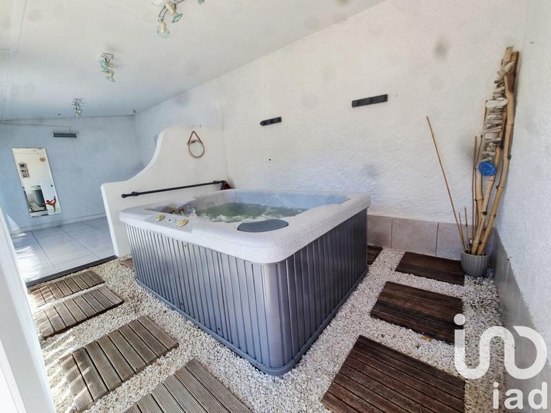 Maison - 176 m² - 10 pièces