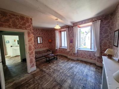 Maison traditionnelle - 120 m² - 6 pièces