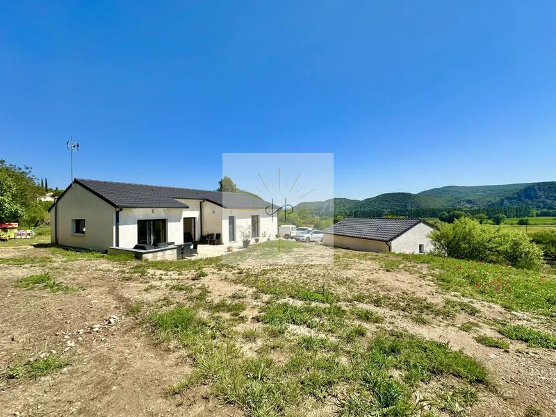 Maison - 130 m² - 5 pièces