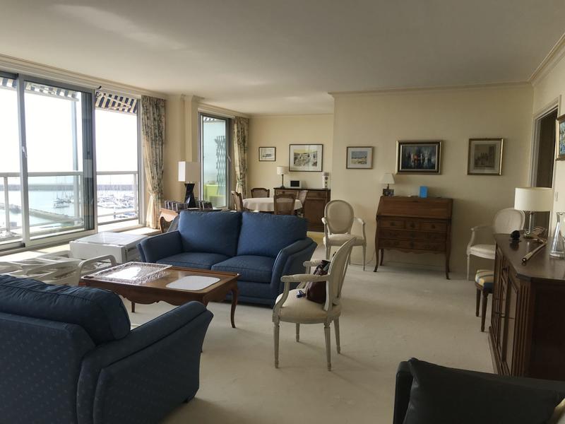 Appartement - 125 m² - 5 pièces