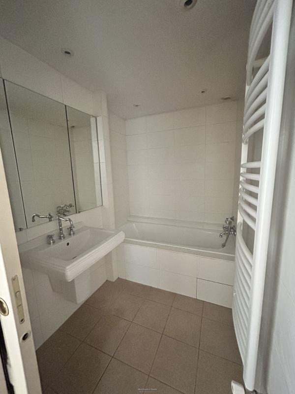 Appartement - 97 m² - 2 pièces