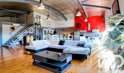 Maison - 278 m² - 7 pièces