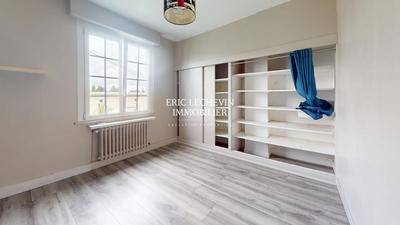 Maison - 122 m² - 7 pièces