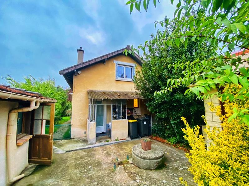 Maison - 64 m² - 4 pièces