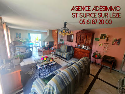 Villa - 180 m² - 7 pièces