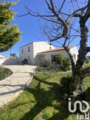 Maison - 161 m² - 5 pièces