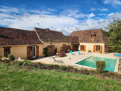 Corps de ferme - 188 m² - 7 pièces