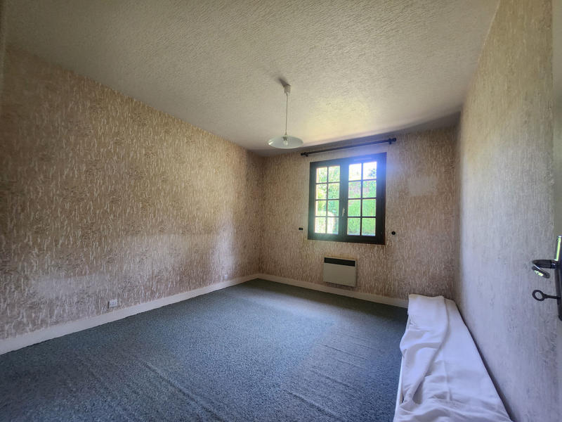 Maison - 90 m² - 5 pièces