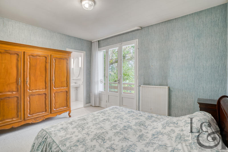 Maison - 200 m² - 6 pièces