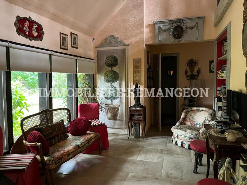 Demeure - 309 m² - 10 pièces