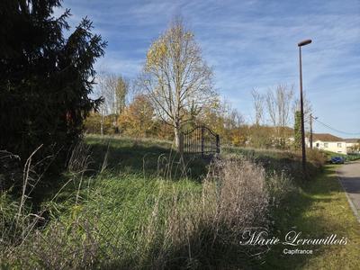Terrain constructible - 2 905 m²
