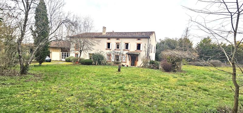 Maison - 180 m² - 10 pièces