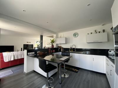 Maison - 127 m² - 7 pièces