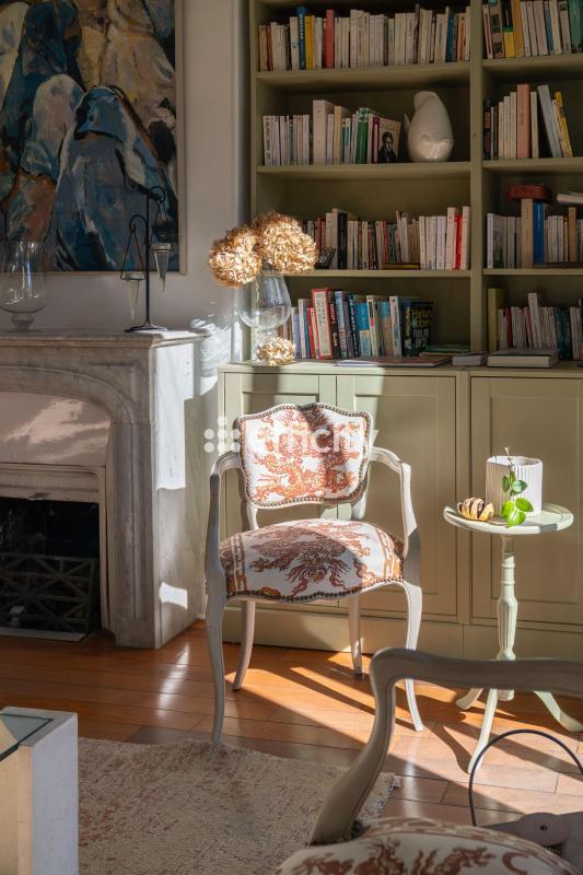 Appartement - 144 m² - 6 pièces