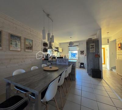 Maison - 77 m² - 4 pièces