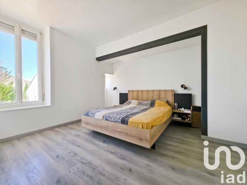 Maison - 213 m² - 7 pièces