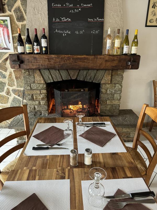 Repas et Soirée musicale aux Petits Mets à Montamy