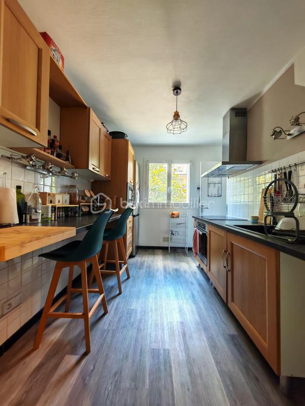 Appartement - 75 m² - 4 pièces