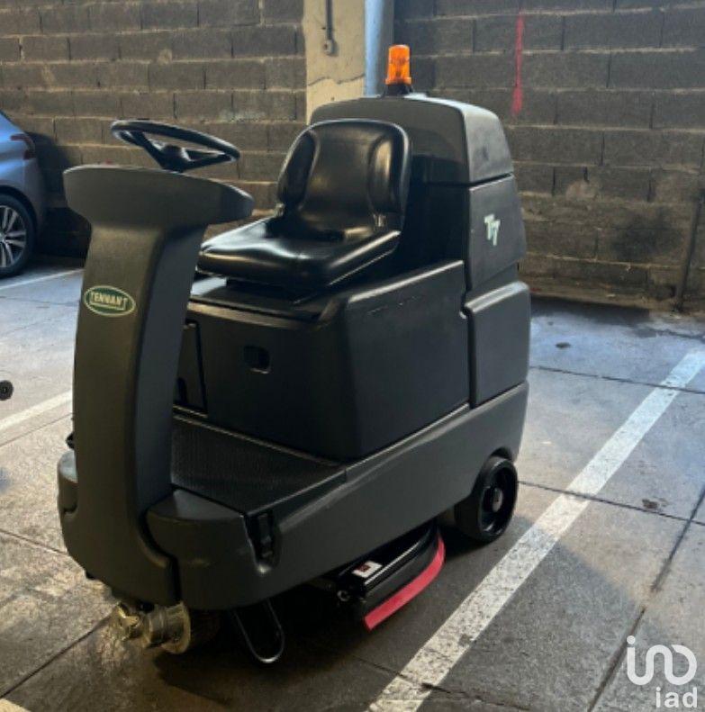 Local commercial - 200 m²