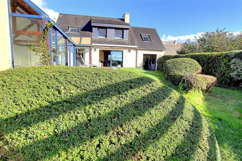 Villa - 187 m² - 8 pièces