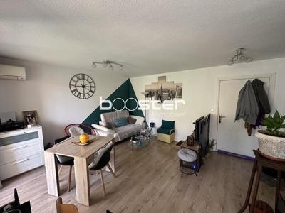 Appartement ancien - 56 m² - 3 pièces