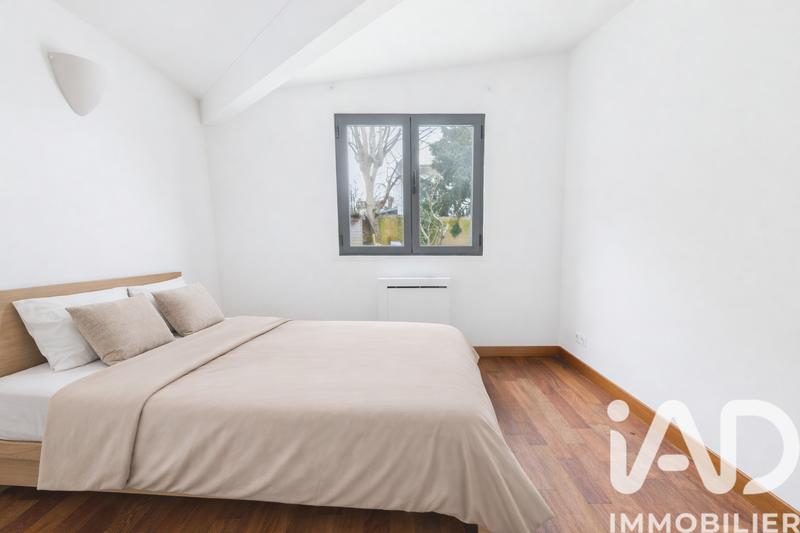 Maison de maîtres - 270 m² - 13 pièces