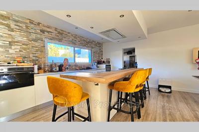 Villa - 164 m² - 5 pièces