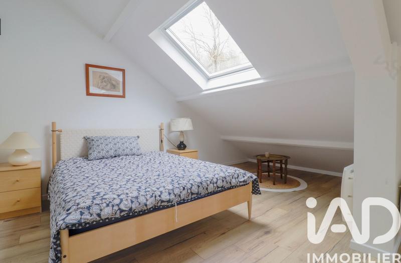 Maison - 210 m² - 7 pièces