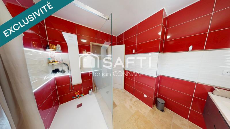 Maison - 137 m² - 7 pièces