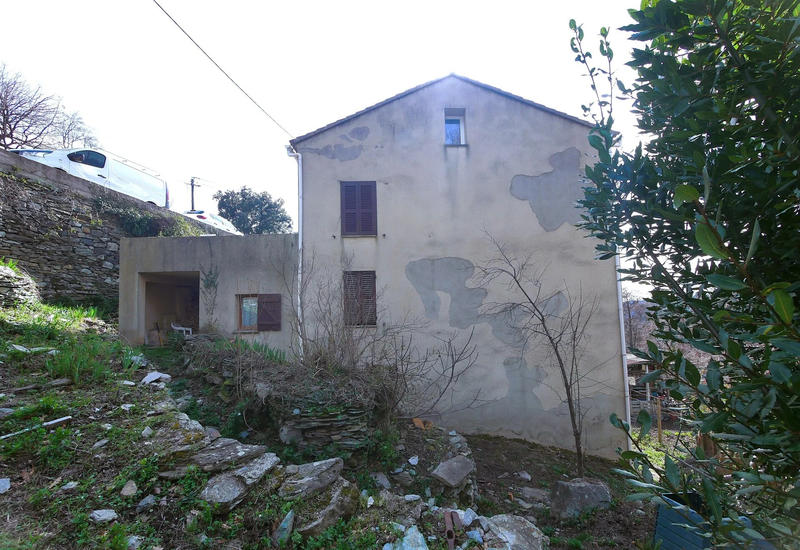 Maison de village - 115 m² - 8 pièces