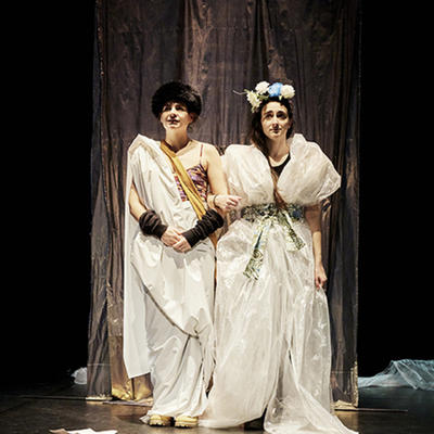 Le Trident : les filles ne sont pas des poupées de chiffon, compagnie la Rousse